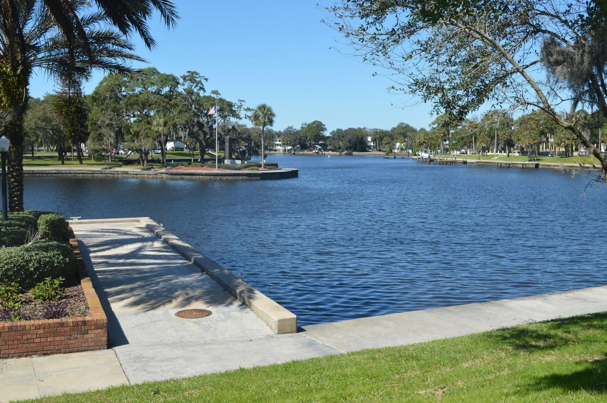 Tarpon Inn Tarpon Springs Luaran gambar